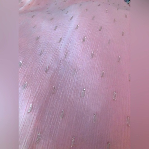 Torrid sz 4 pink blouse NWT - Picture 9 of 9